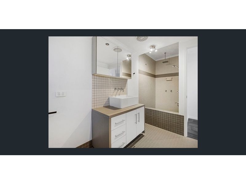 6 Blue Haze Cres, Banora Point NSW 2486