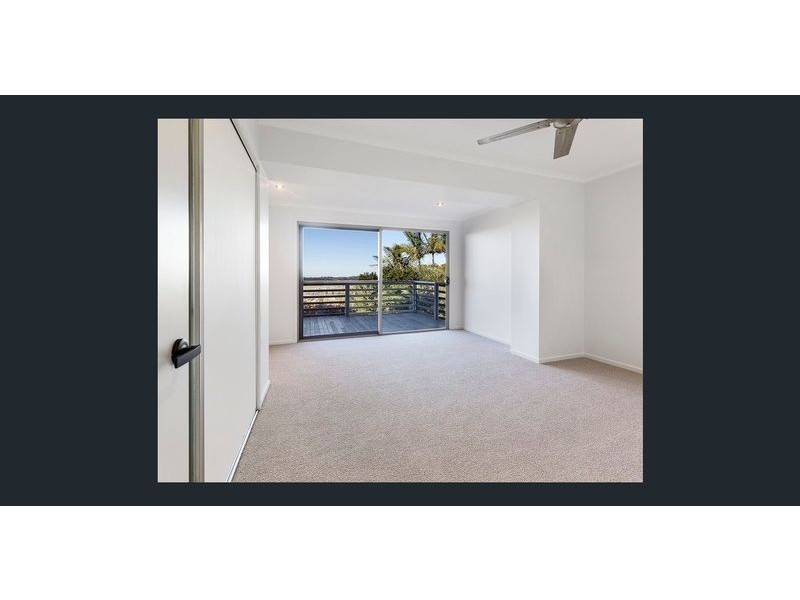 6 Blue Haze Cres, Banora Point NSW 2486