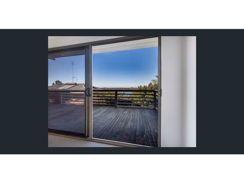 6 Blue Haze Cres, Banora Point NSW 2486