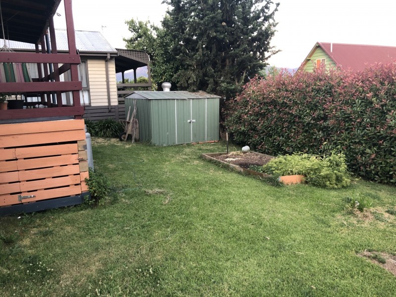 6 Morses Crt, Tawonga South VIC 3698