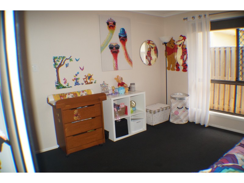 50 Diane Parade, Kallangur QLD 4503