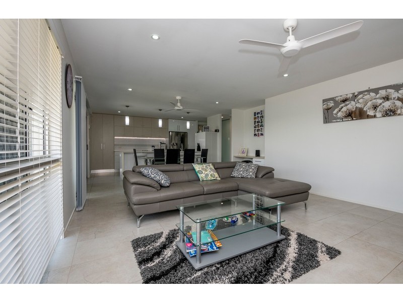 15 Trinity Close, Bargara QLD 4670