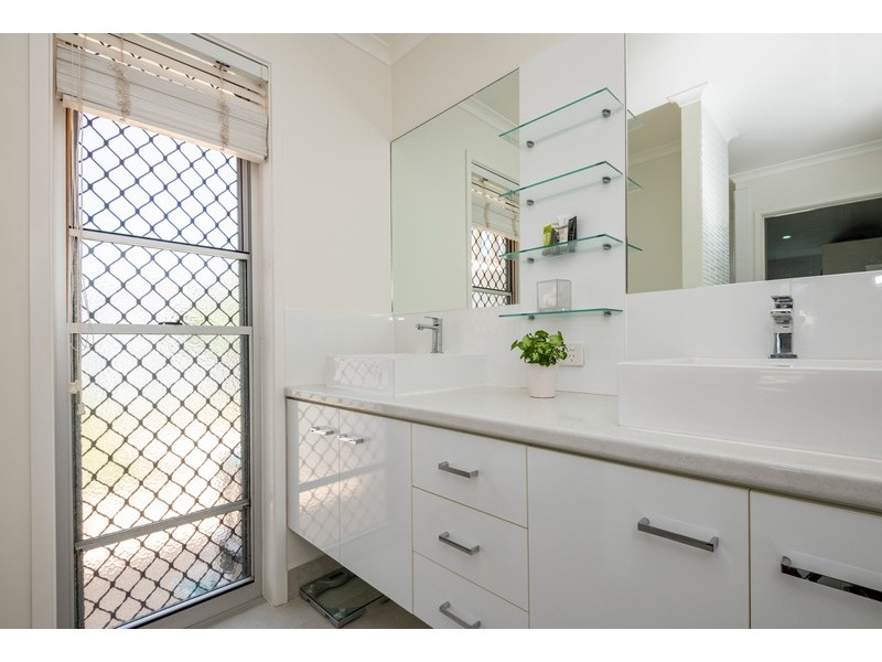 15 Trinity Close, Bargara QLD 4670