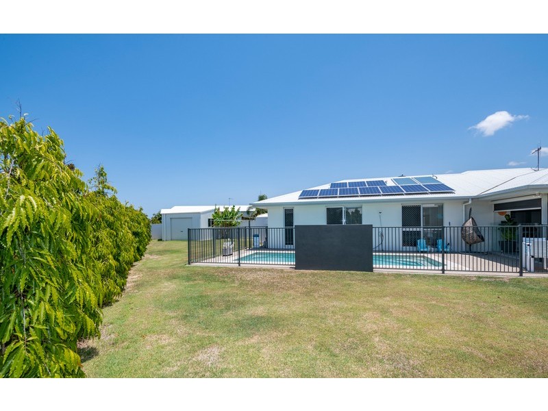 15 Trinity Close, Bargara QLD 4670
