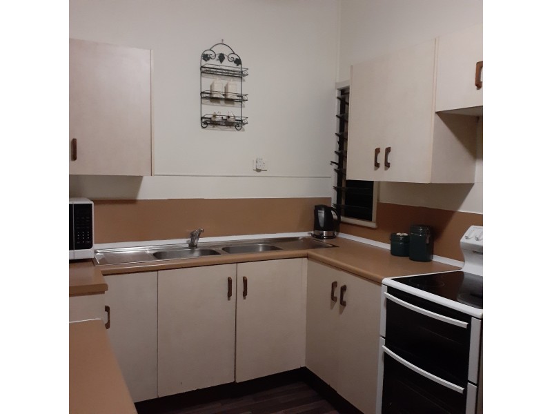 27 Cope Street, Stuart QLD 4811