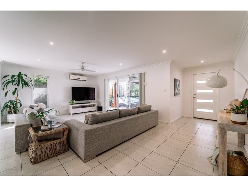 27 Rosabrook Crescent, Ormeau QLD 4208