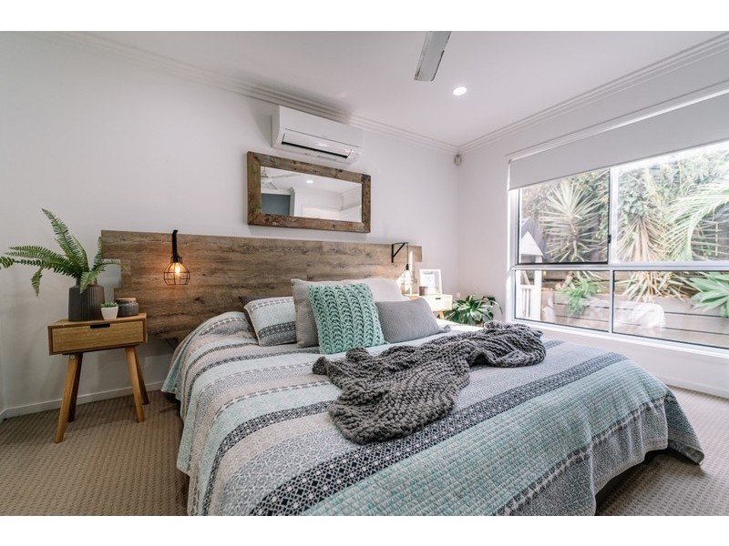 27 Rosabrook Crescent, Ormeau QLD 4208