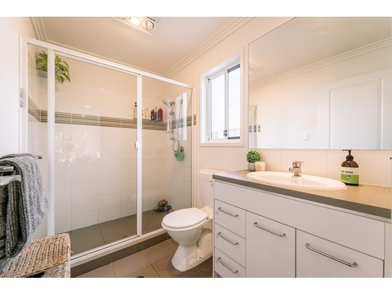 27 Rosabrook Crescent, Ormeau QLD 4208