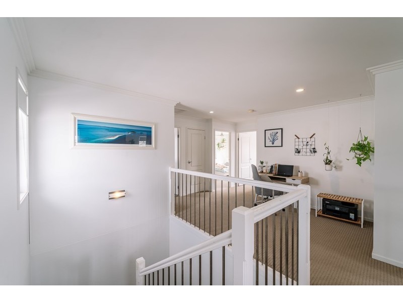 27 Rosabrook Crescent, Ormeau QLD 4208