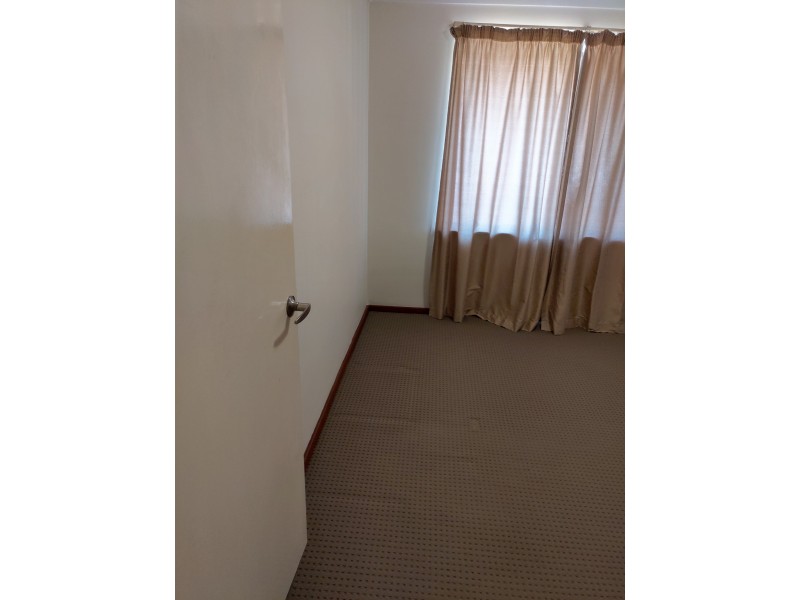 76 Wyeree Road, Mandurah WA 6210