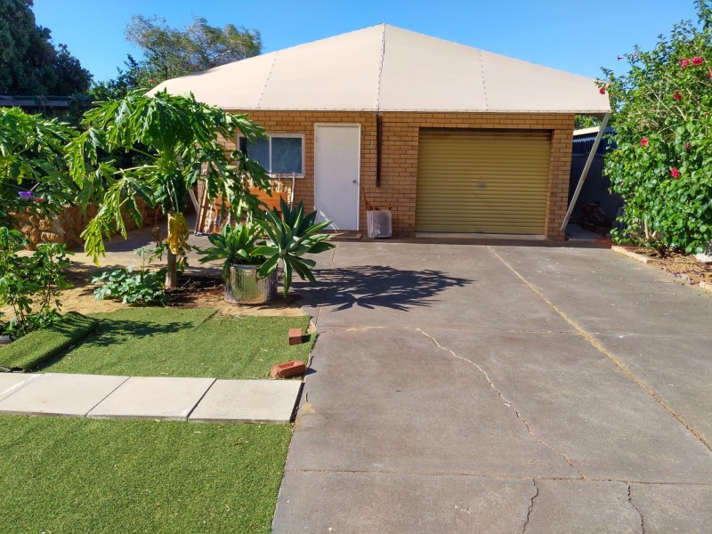76 Wyeree Road, Mandurah WA 6210