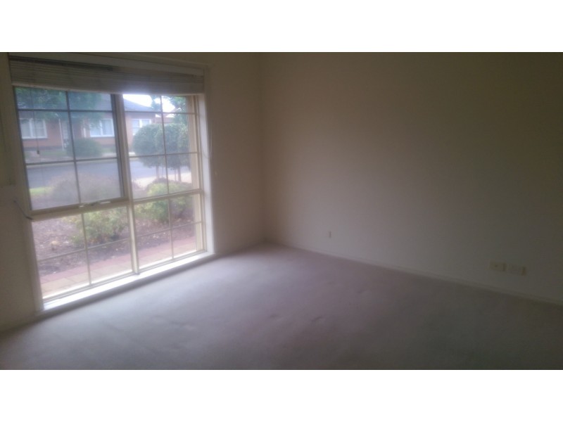 4A Pankina grove, Marion SA 5043