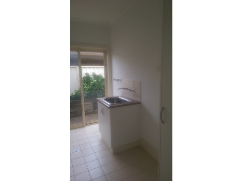 4A Pankina grove, Marion SA 5043