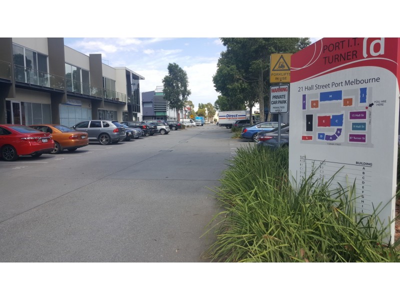 134/15 Hall Street, Port Melbourne VIC 3207