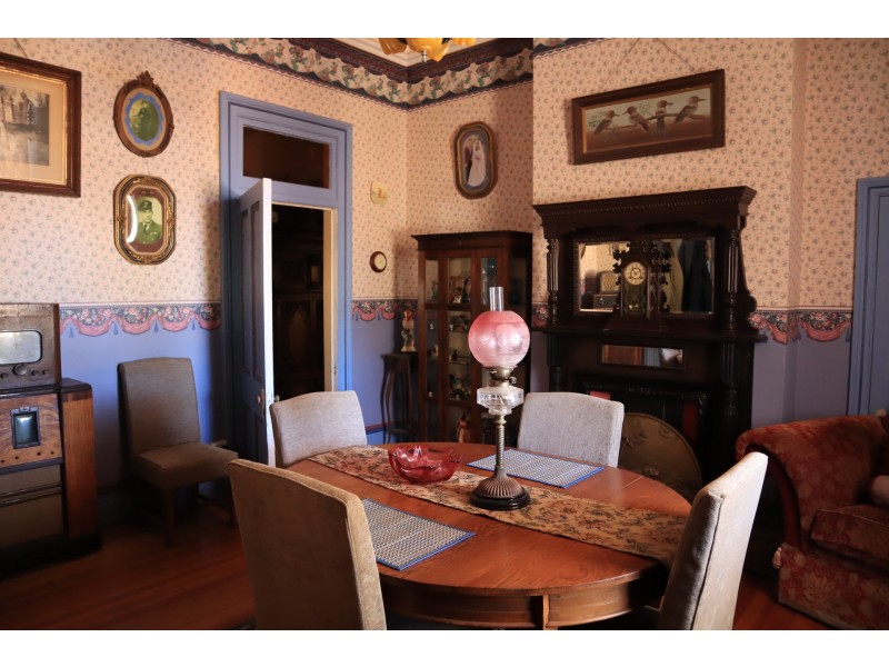 56 Gnarlbine Road, Coolgardie WA 6429