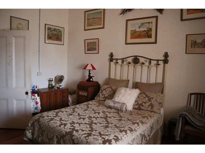 56 Gnarlbine Road, Coolgardie WA 6429