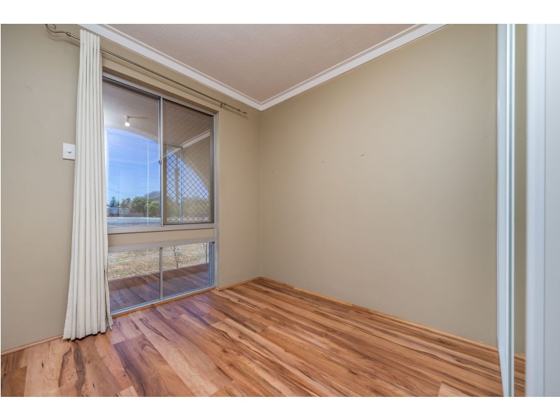 25 Whitfield Drive, Two Rocks WA 6037