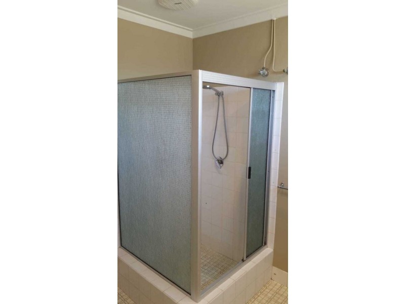 25 Whitfield Drive, Two Rocks WA 6037