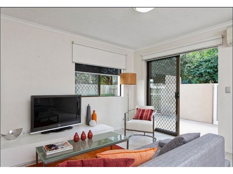 1/23 Winchester Street, Hamilton QLD 4007