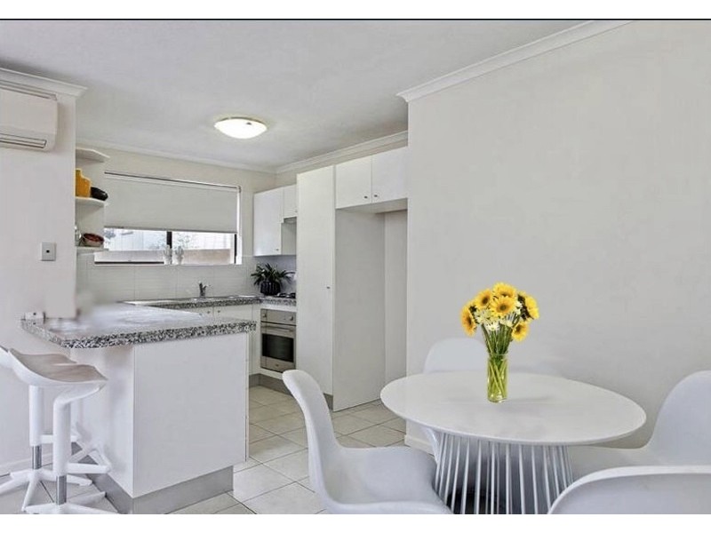 1/23 Winchester Street, Hamilton QLD 4007