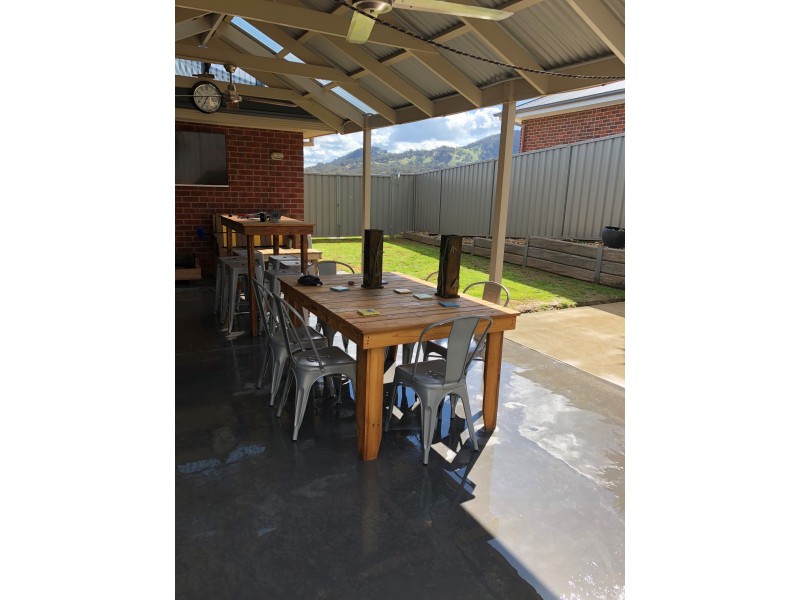 10 Friarbird Way Way, Thurgoona NSW 2640