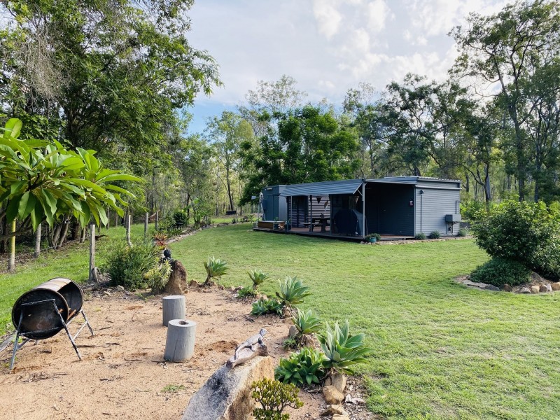 9 Rickards Road, Kolonga QLD 4671