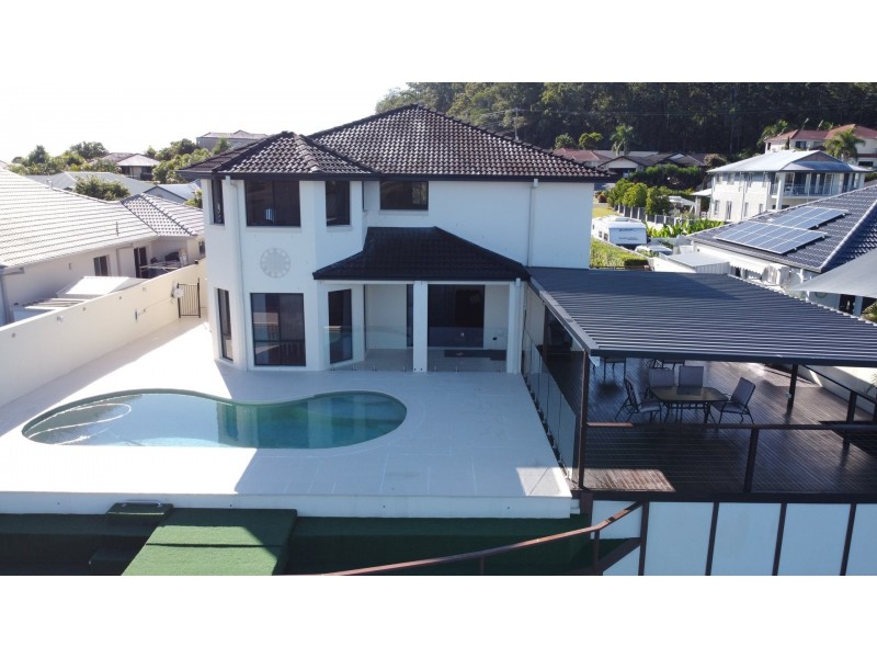 49 Brittany Drive, Oxenford QLD 4210