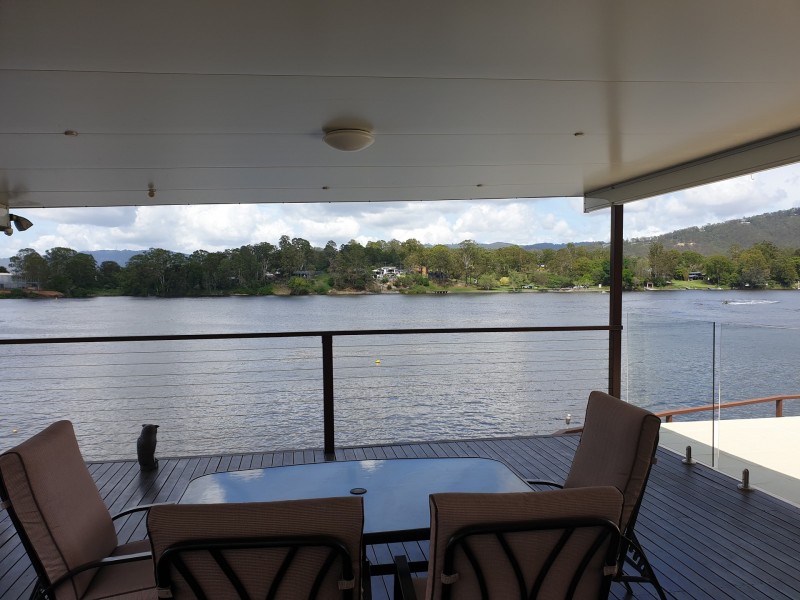 49 Brittany Drive, Oxenford QLD 4210