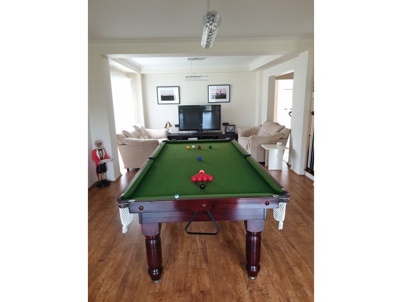 49 Brittany Drive, Oxenford QLD 4210