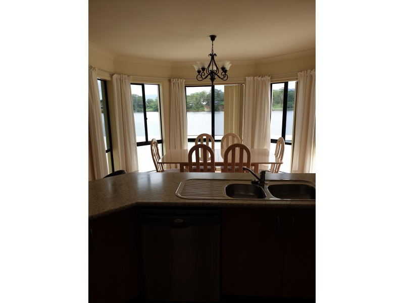 49 Brittany Drive, Oxenford QLD 4210