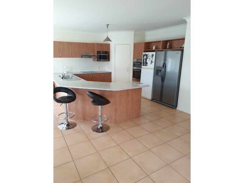 49 Brittany Drive, Oxenford QLD 4210