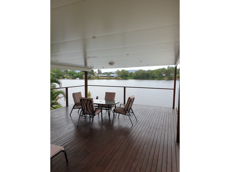 49 Brittany Drive, Oxenford QLD 4210