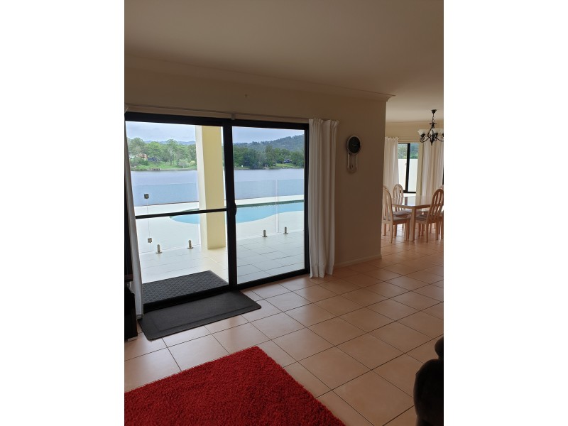 49 Brittany Drive, Oxenford QLD 4210