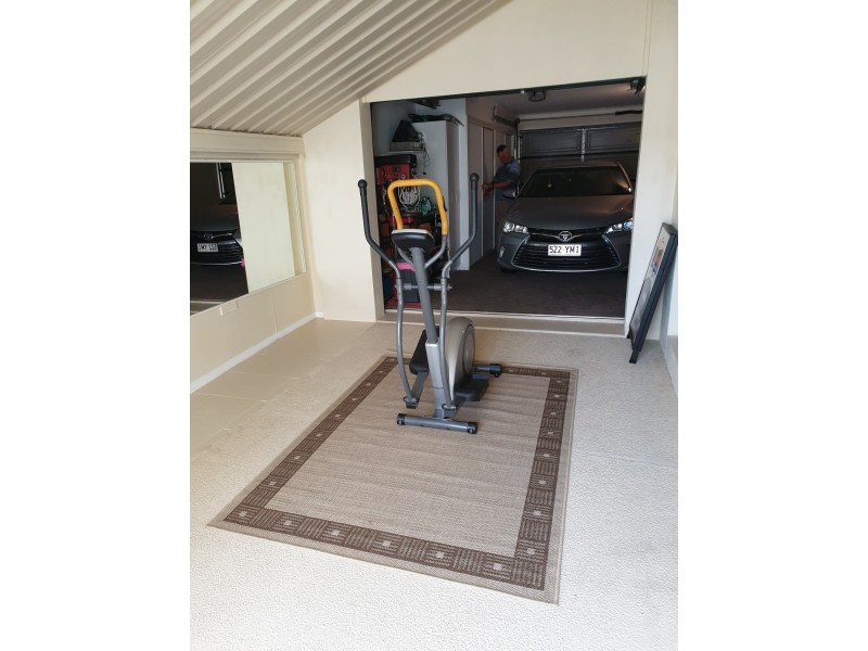 49 Brittany Drive, Oxenford QLD 4210