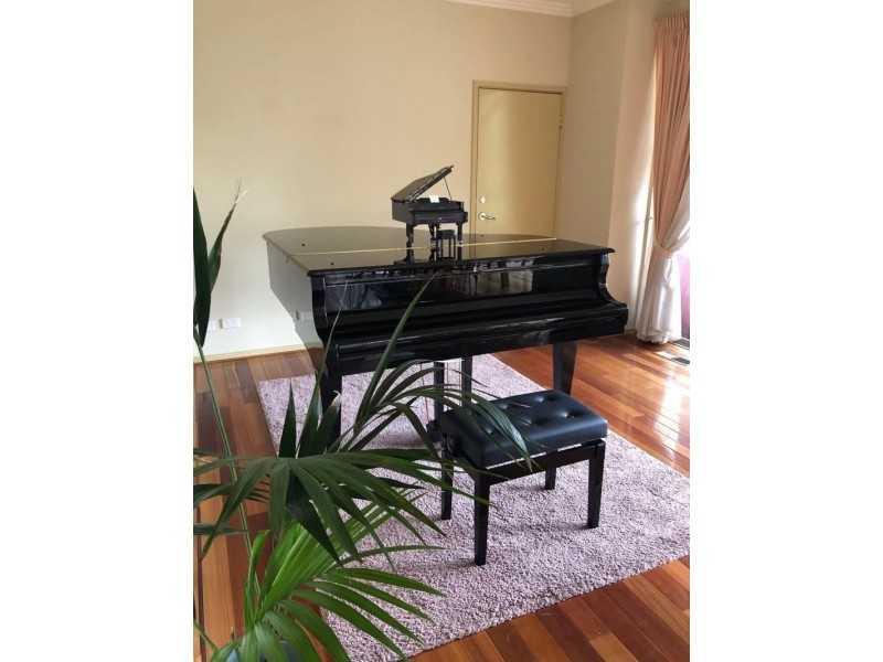 5 Lakeview Court, Glen Waverley VIC 3150