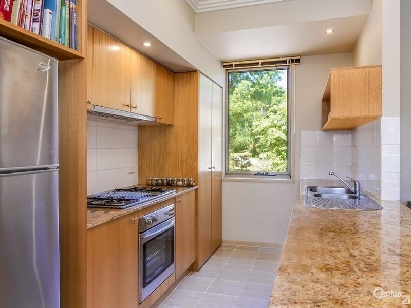 5 Lakeview Court, Glen Waverley VIC 3150