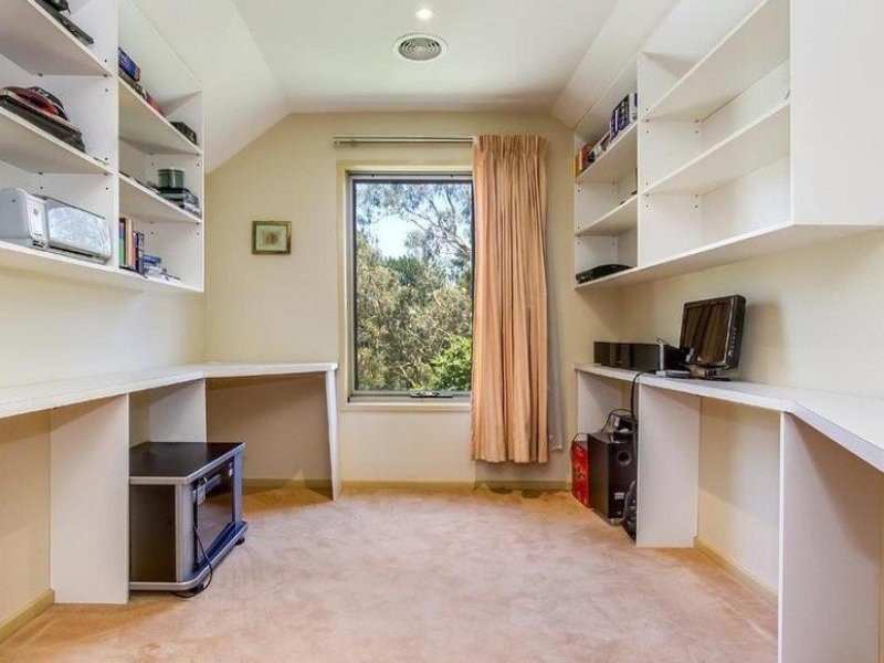 5 Lakeview Court, Glen Waverley VIC 3150