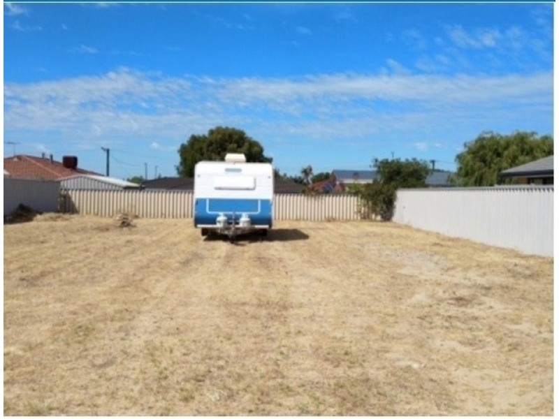 9 Oleander Ave, Shoalwater WA 6169