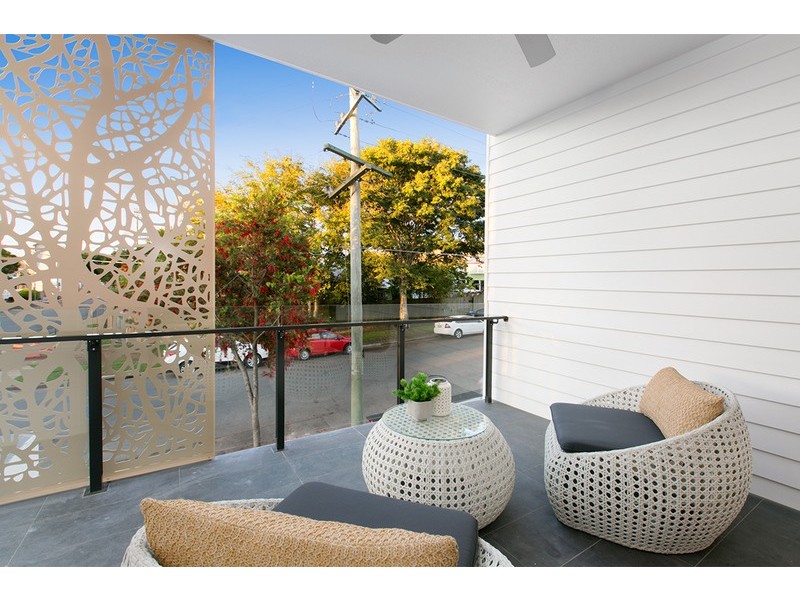 .1 Livingstone St, Yeerongpilly QLD 4105