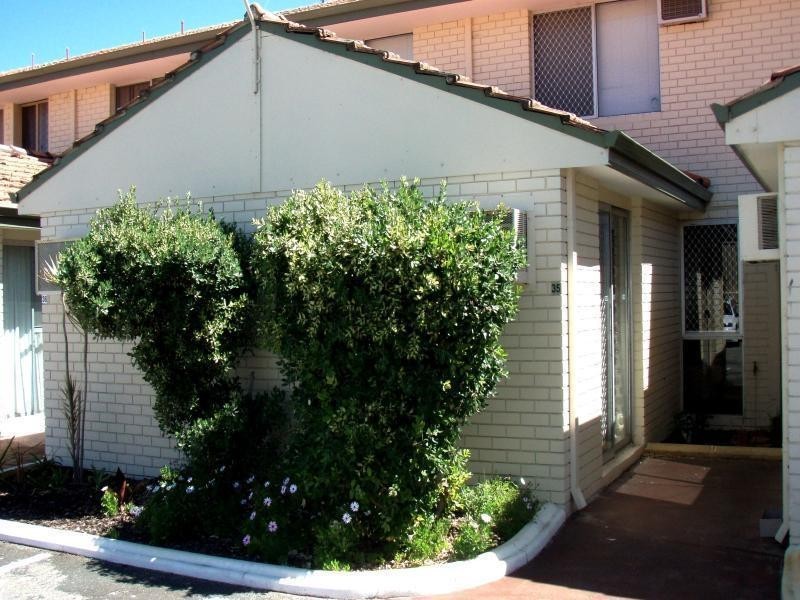 35/98 Mandurah Tce, Mandurah WA 6210