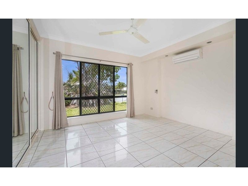 19 Pollock Close, Bentley Park QLD 4869