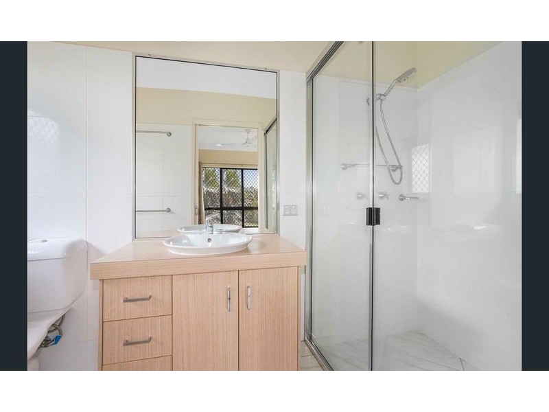 19 Pollock Close, Bentley Park QLD 4869