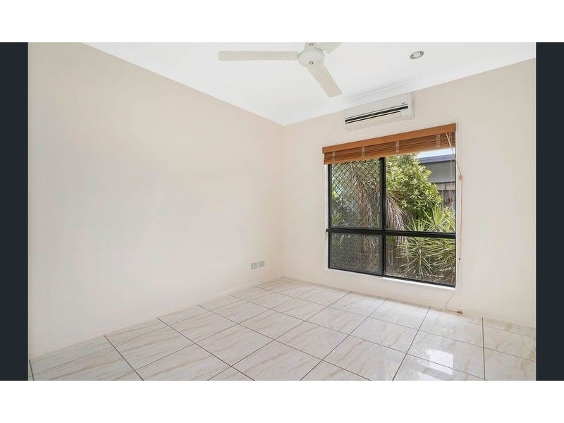 19 Pollock Close, Bentley Park QLD 4869