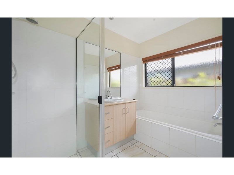 19 Pollock Close, Bentley Park QLD 4869