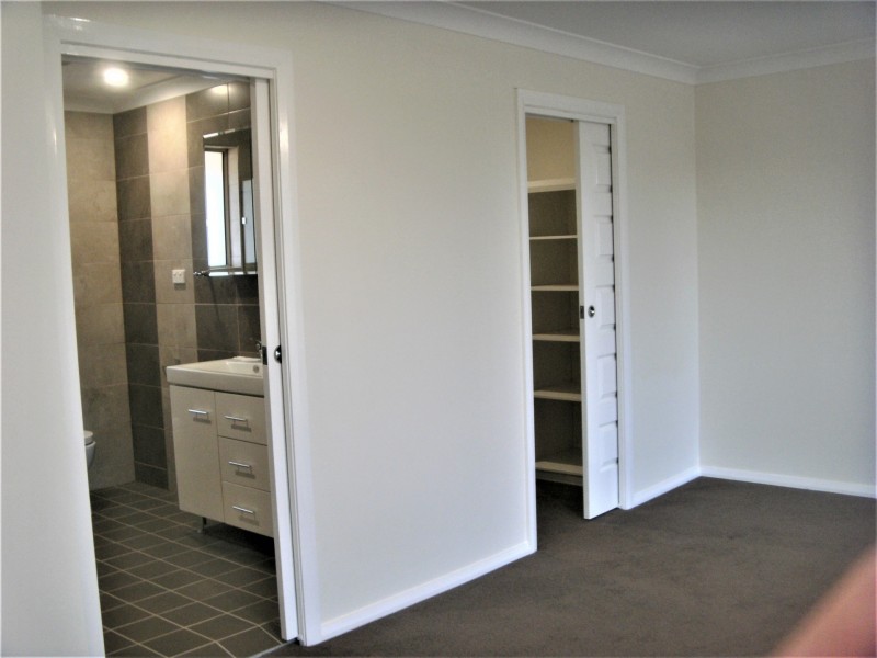 1/27 Thomas, Cardiff NSW 2285