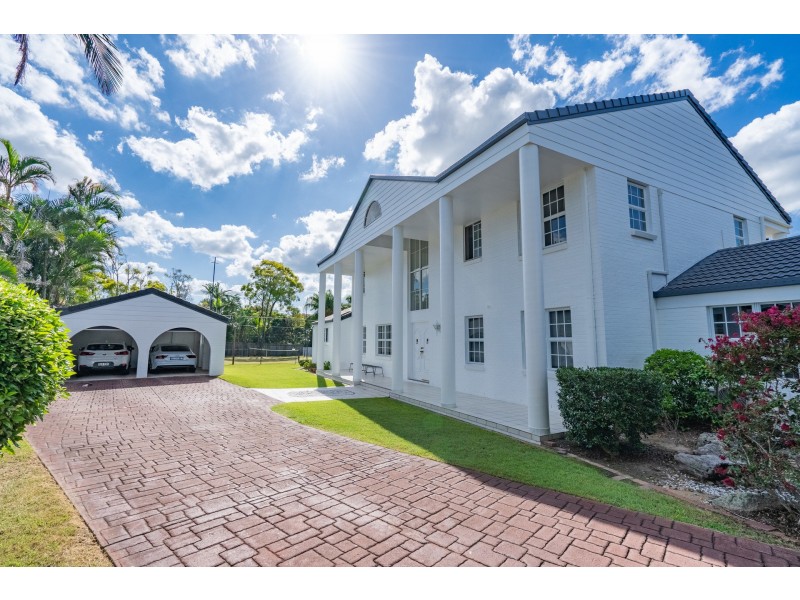 7 Chisholm Court, Mount Ommaney QLD 4074