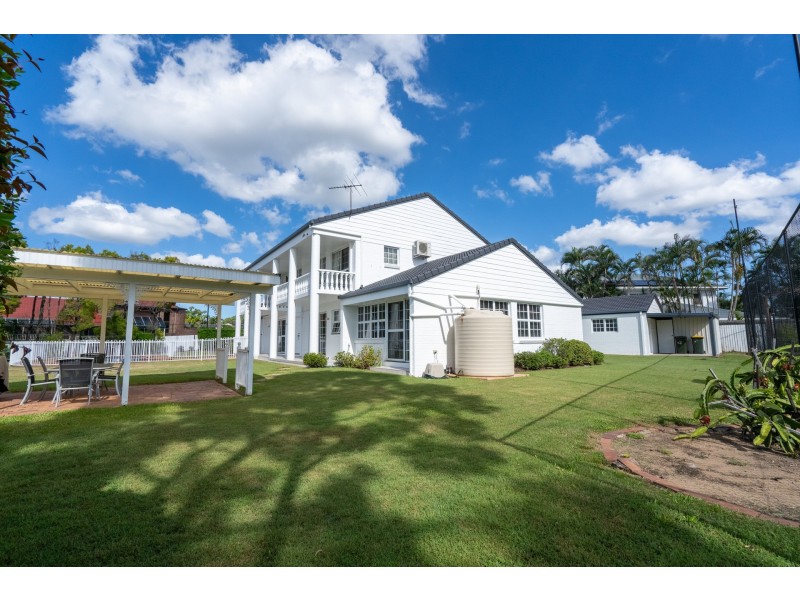 7 Chisholm Court, Mount Ommaney QLD 4074