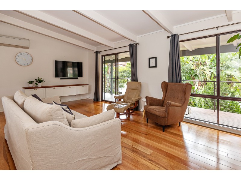 1 White Sands Place, Surf Beach NSW 2536