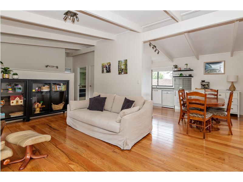 1 White Sands Place, Surf Beach NSW 2536
