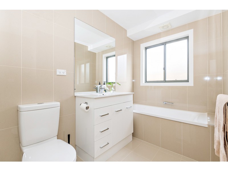 1 White Sands Place, Surf Beach NSW 2536